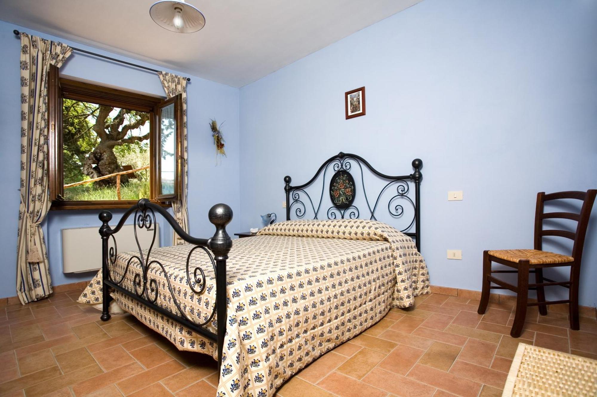 La Tenuta Dei Ricordi Castel Ritaldi Habitación foto